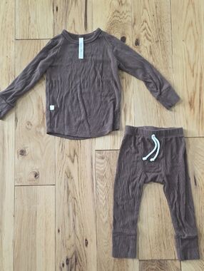 Childhoods Ribbed Two-Piece Set in Warm Brown